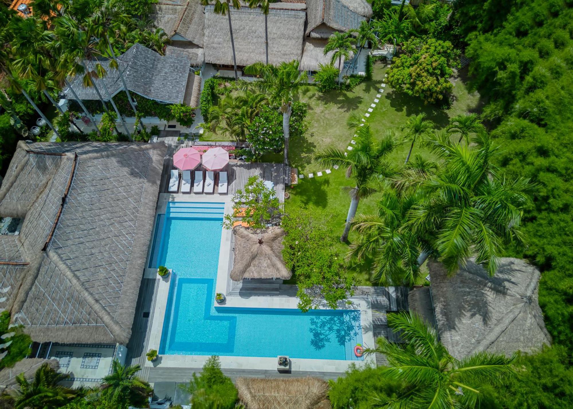 Villa Kalis, 10 Bedroom Family And Group Villa Seminyak  Exterior photo