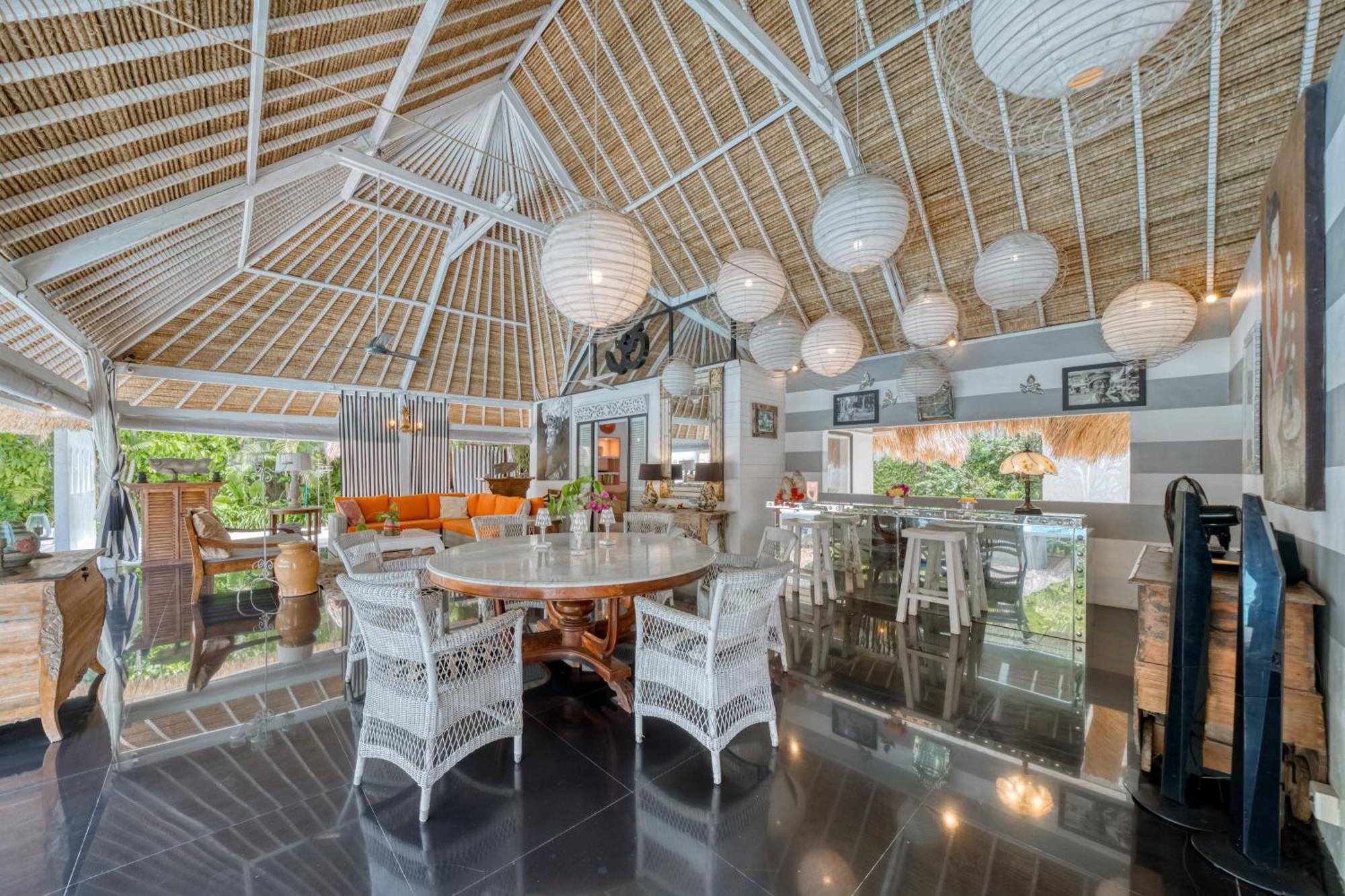 Villa Kalis, 10 Bedroom Family And Group Villa Seminyak  Exterior photo