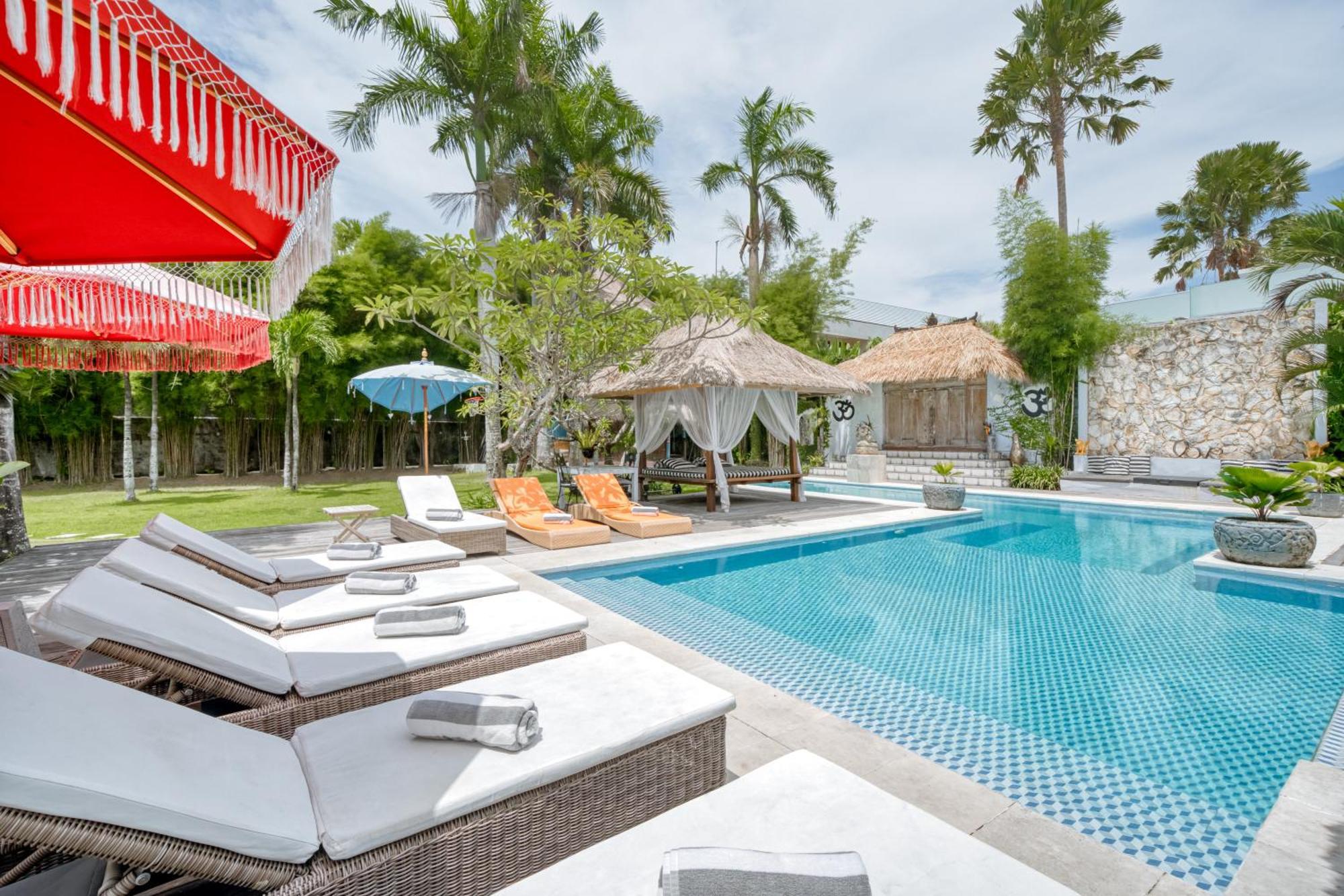 Villa Kalis, 10 Bedroom Family And Group Villa Seminyak  Exterior photo