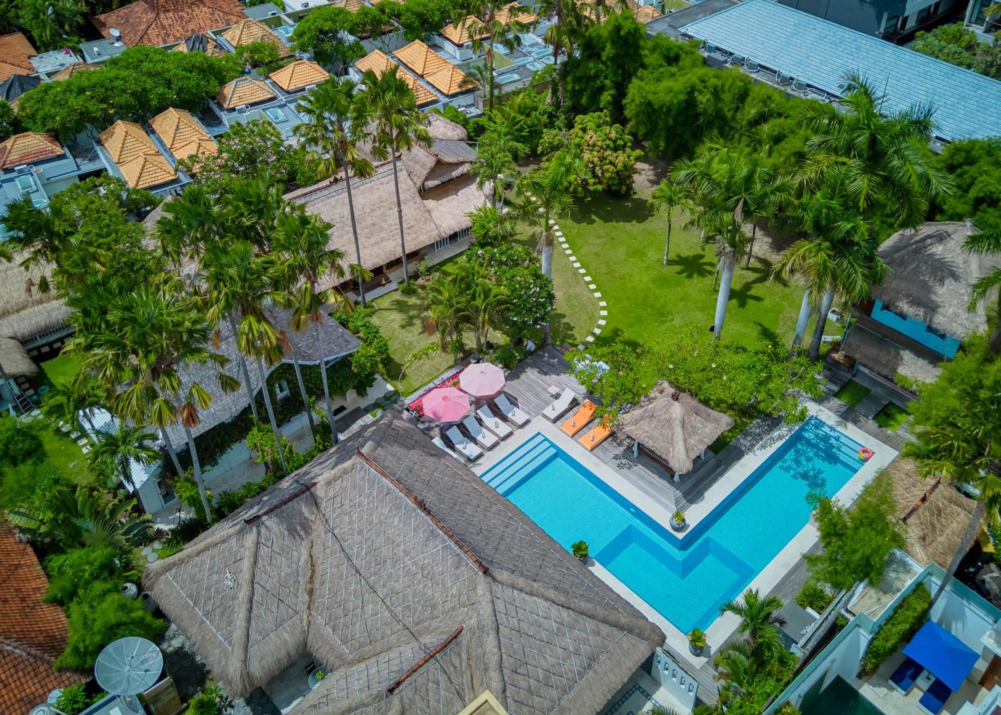 Villa Kalis, 10 Bedroom Family And Group Villa Seminyak  Exterior photo